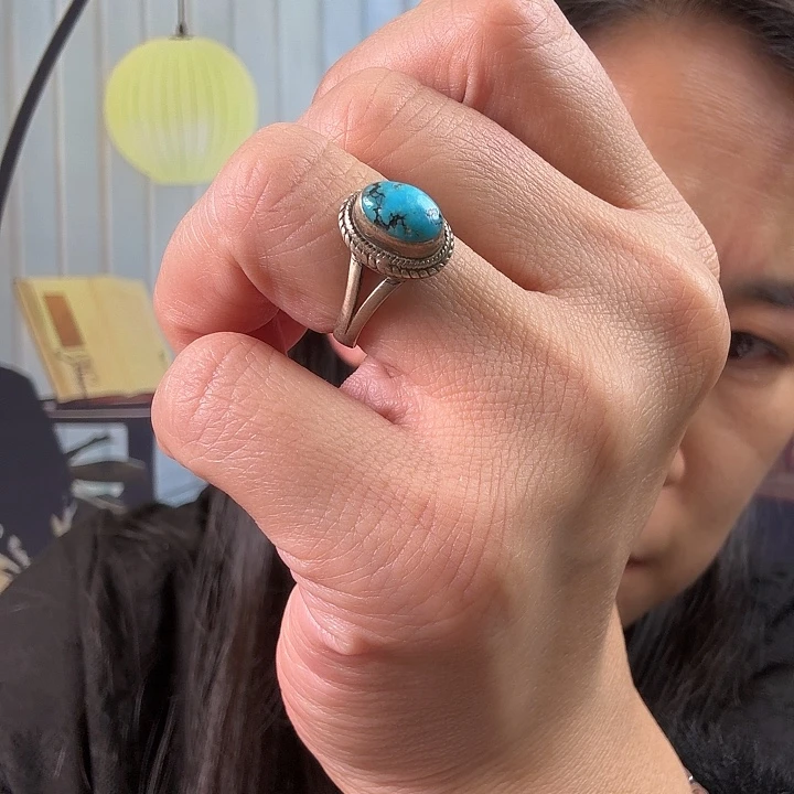绿松石合金戒指蓝石