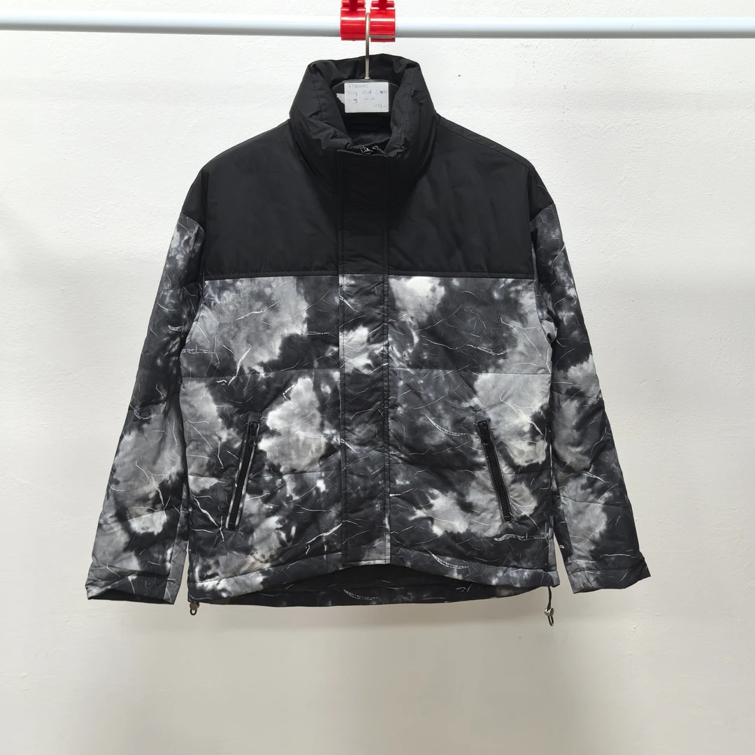 男士运动时尚休闲迷彩印花保暖立领棉服