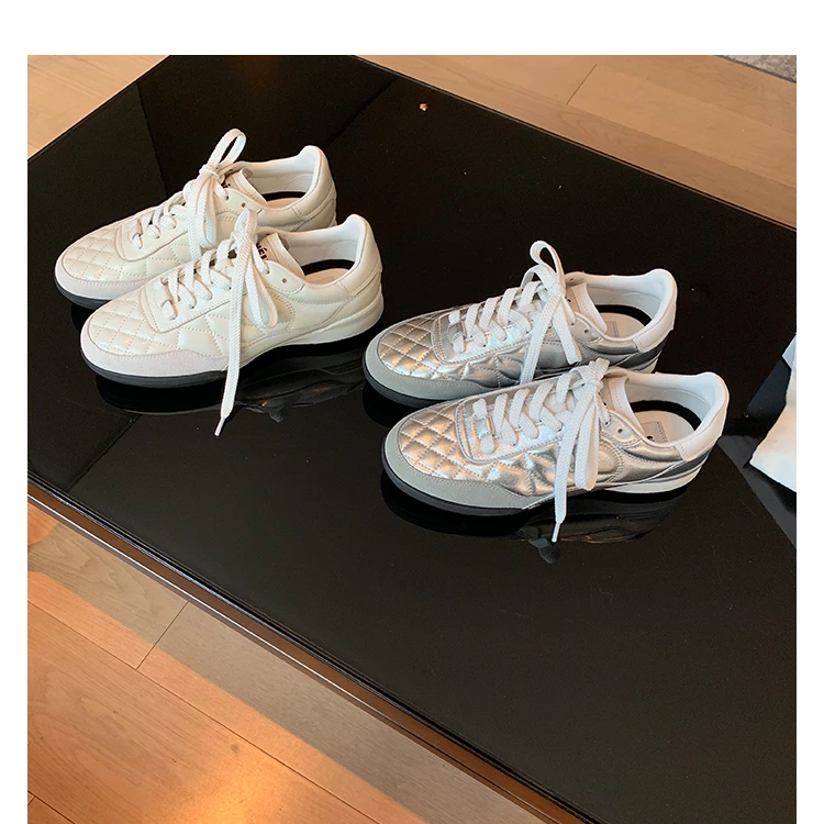 【SHEII】重磅新色~小香风牛皮菱格厚底鞋女德训鞋E3303058