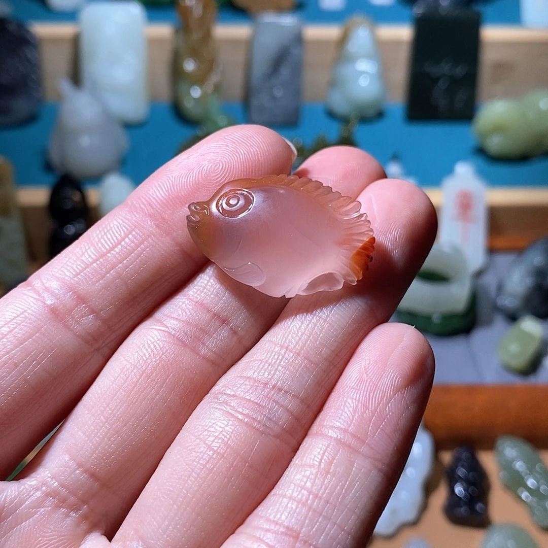 南红玛瑙颈饰未镶嵌小**黍