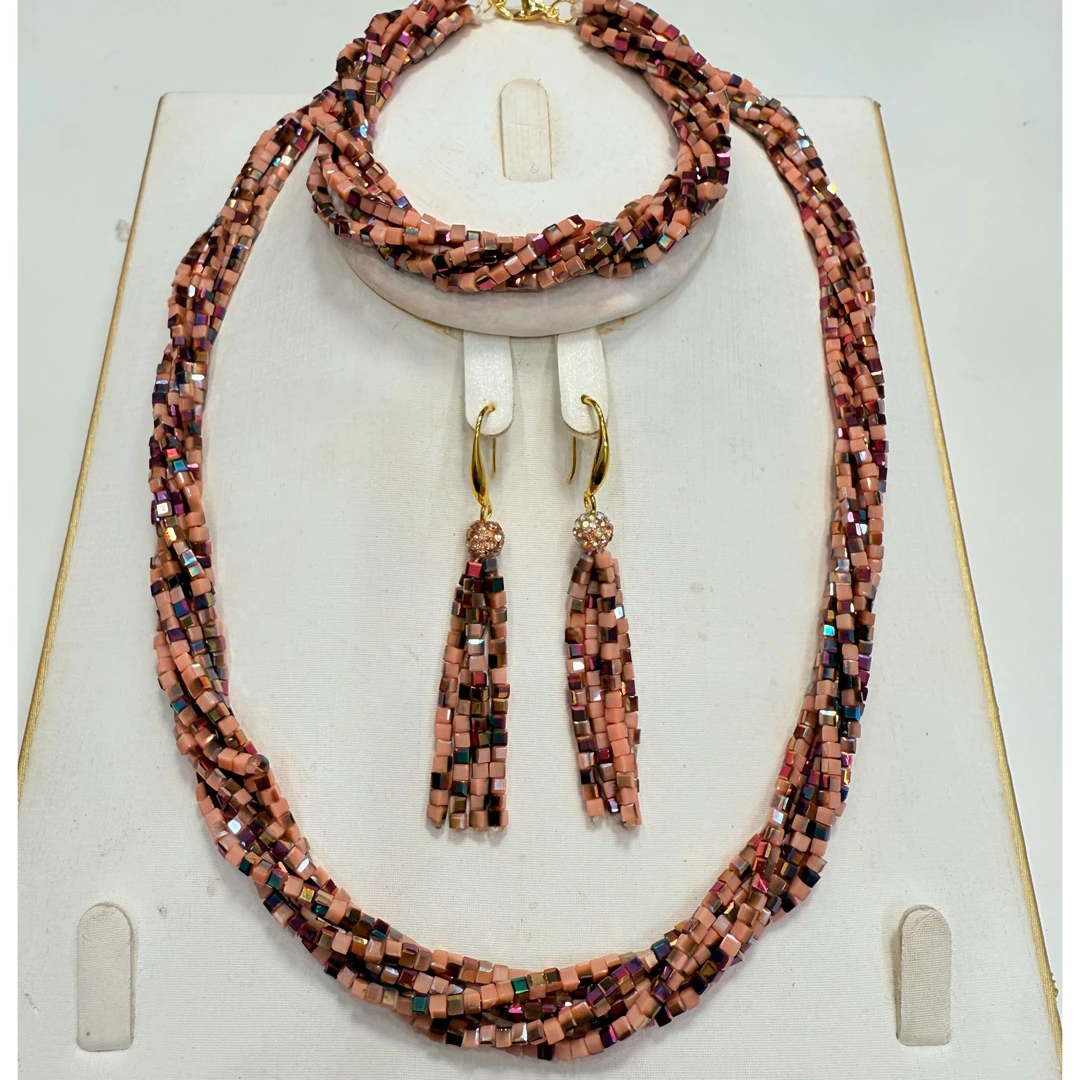 铜合金仿水晶项链 诗美恋 خىرىستال يۇرۇشلۇك