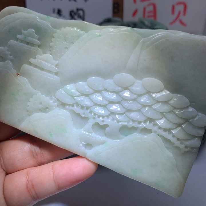 翡翠未镶嵌颈饰保真天然A货翡翠