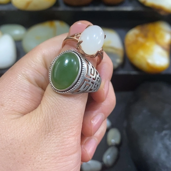 金***闪和田玉（糖玉）未镶嵌挂件