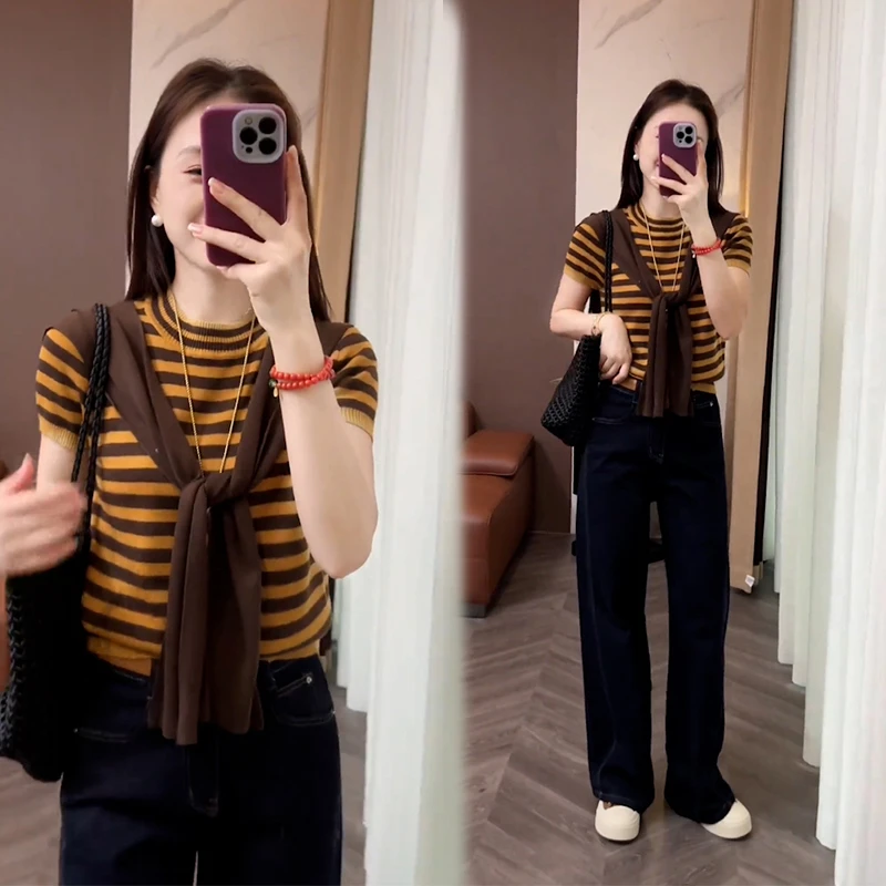 2025年夏季新款穿搭一整套时尚百搭条纹上衣搭配披肩直筒裤套装女