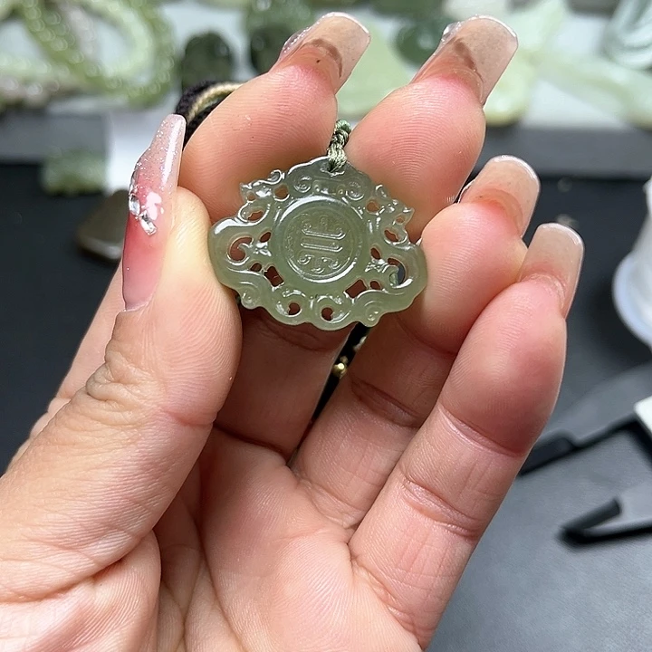 【闪购商品】和田玉颈饰未镶嵌