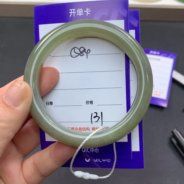 和田玉（糖玉）手镯未镶嵌