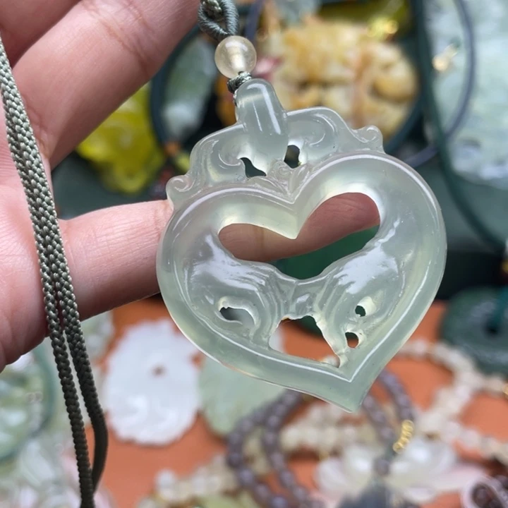 岫玉未镶嵌吊坠毛衣链锁骨链