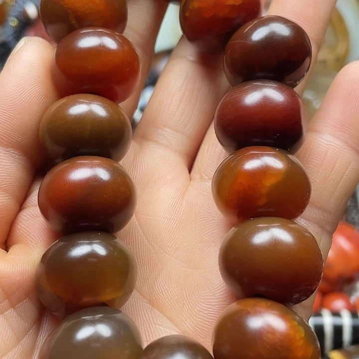 用***4玛瑙/玉髓未镶嵌颈饰