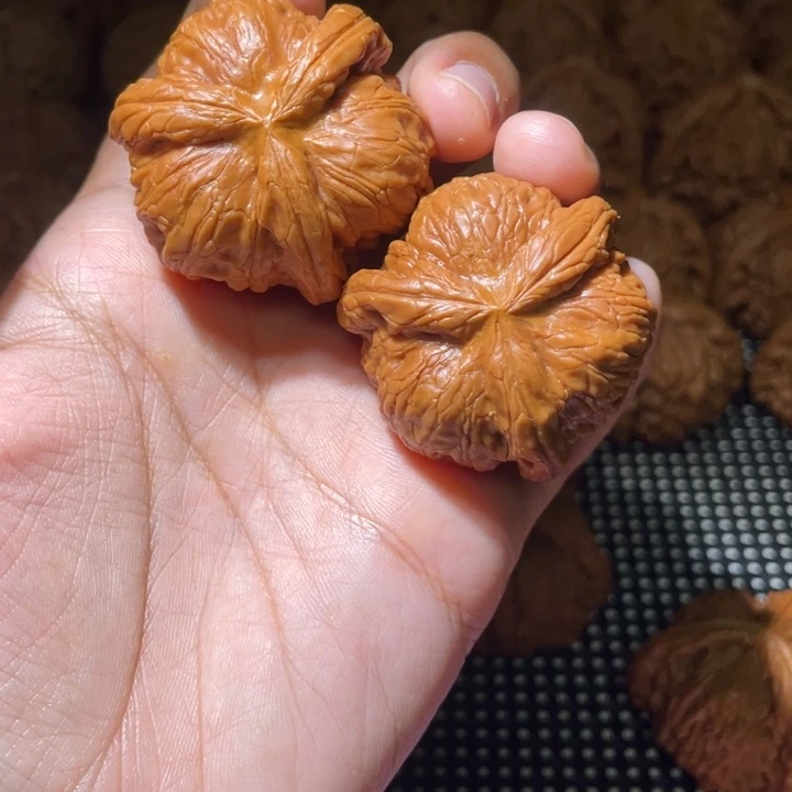 浮***一吊坠文玩核桃拼接