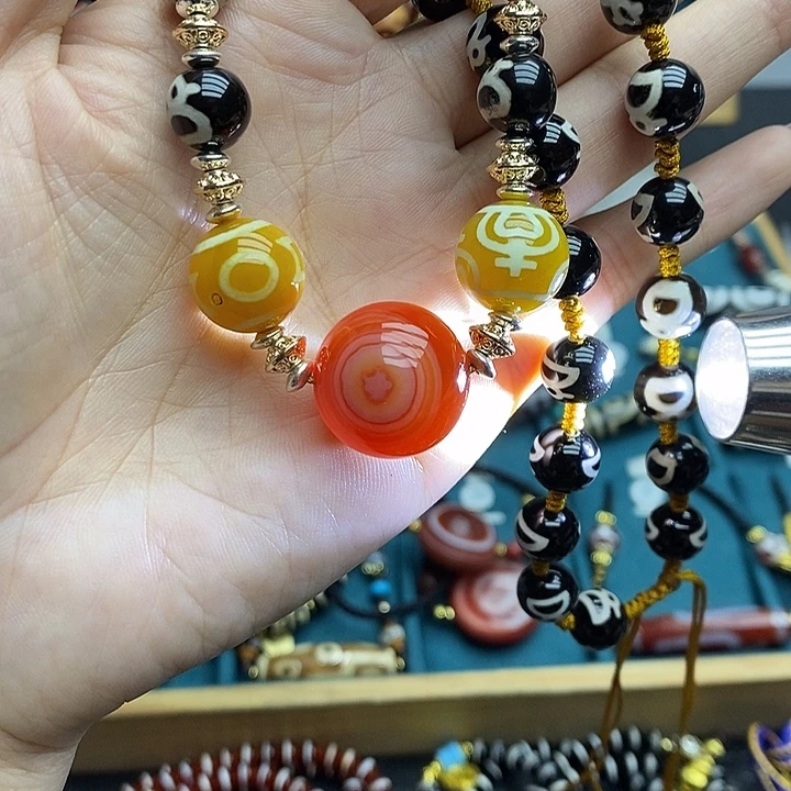 玛瑙/玉髓颈饰合金