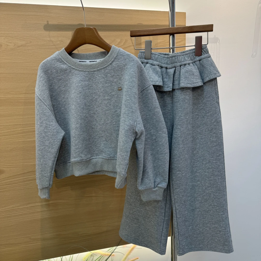 熙爱2025年早春女童新款韩版洋气高级感时尚运动休闲两件套13032