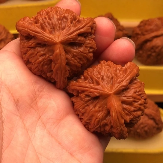 用***4文玩核桃把件核桃