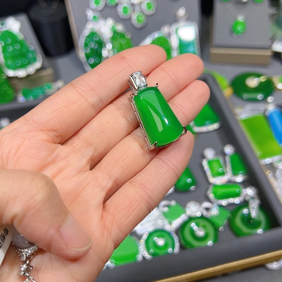 玛瑙/玉髓合金颈饰