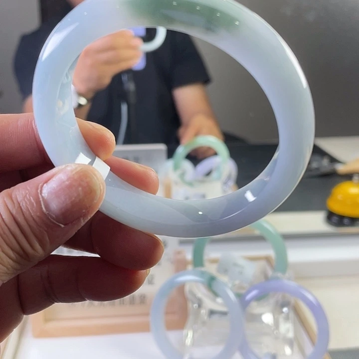 未镶嵌手镯翡翠成品