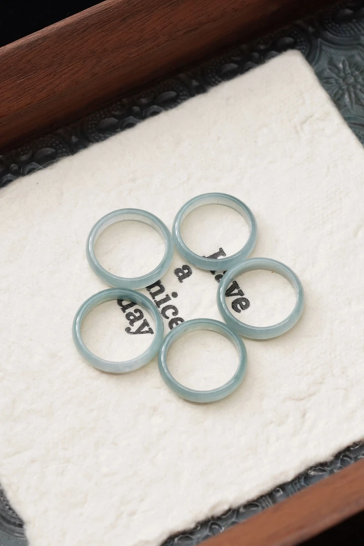 天然蓝水翡翠2*4mm戒指戒圈 多样性17-21发其一