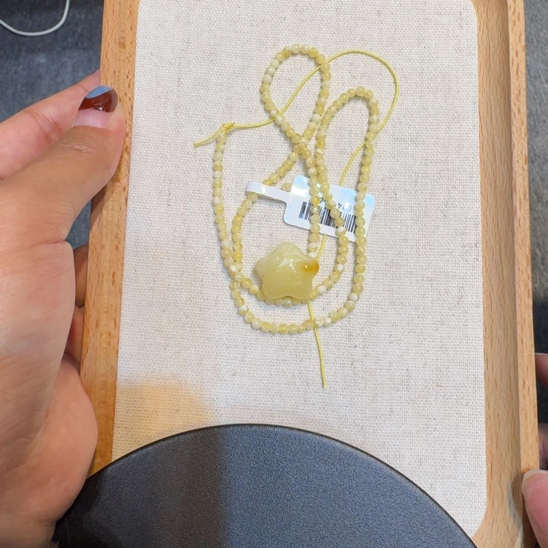 琥珀裸石未镶嵌琥珀