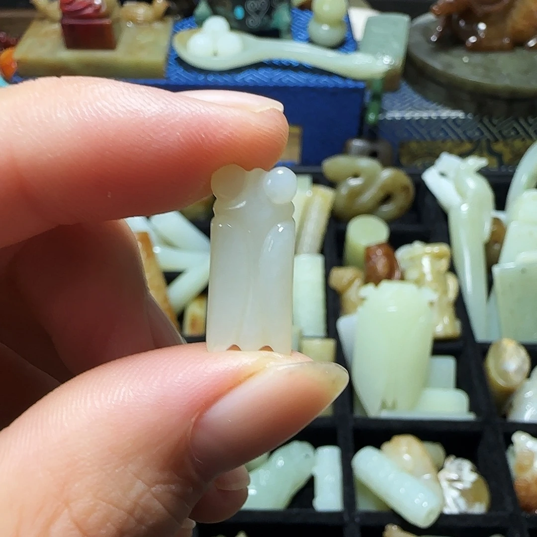 稳***哥和田玉（糖玉）未镶嵌颈饰开播福利感谢支持