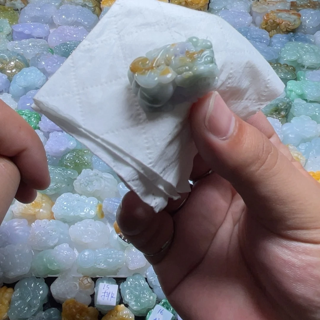 翡翠未镶嵌颈饰天然