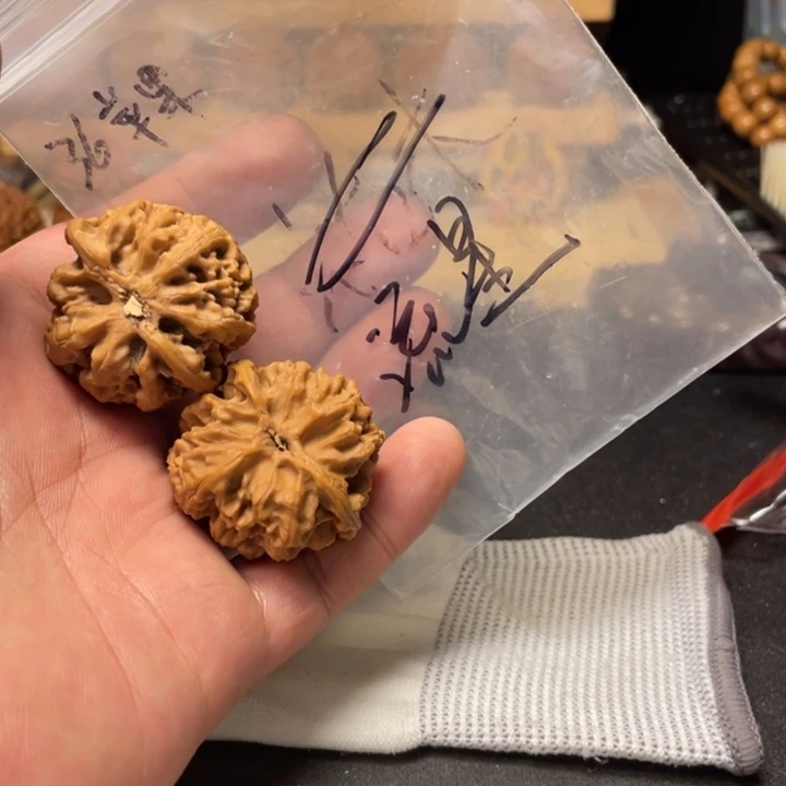 流***雨把件文玩核桃苹果