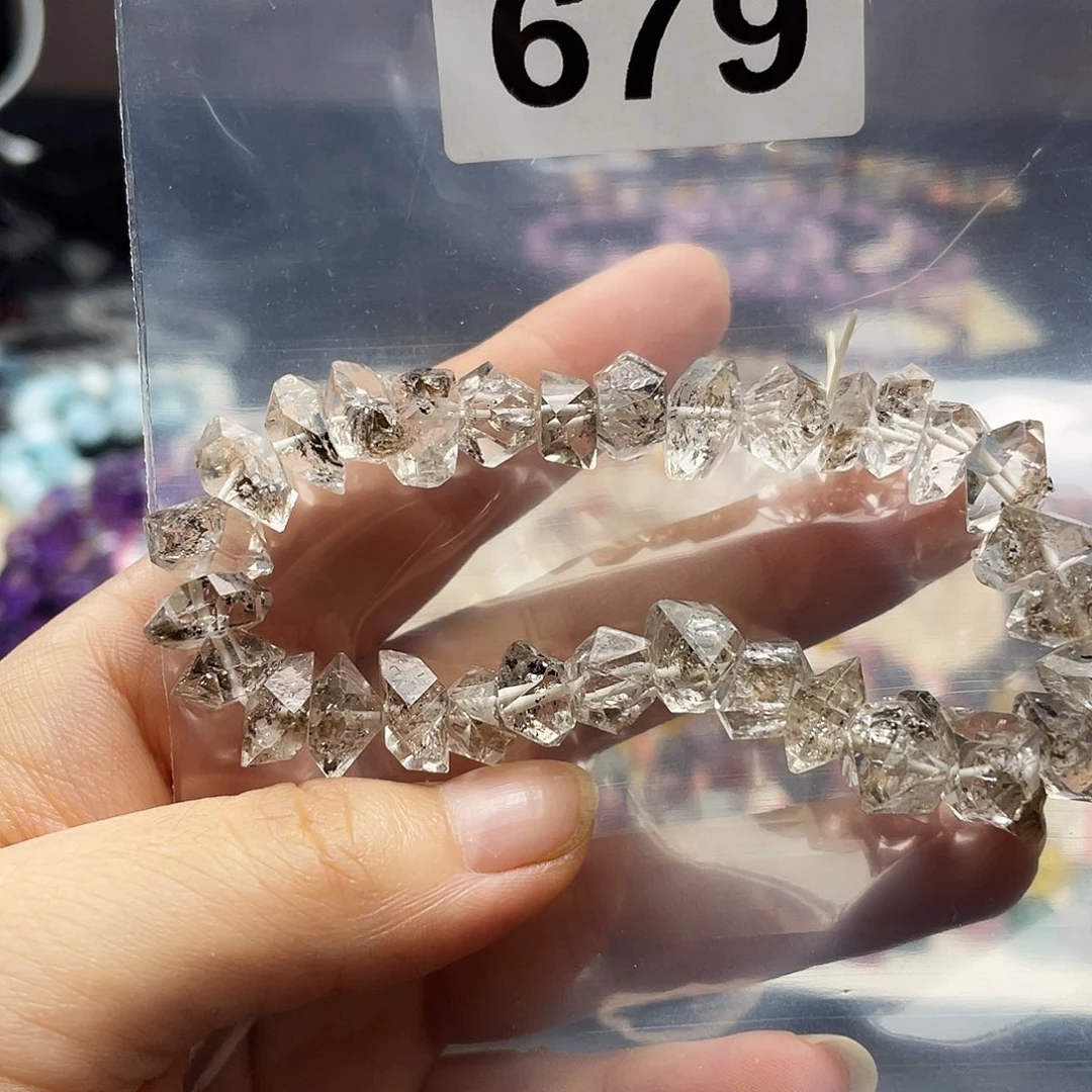神***卍未镶嵌手串水晶手串679。