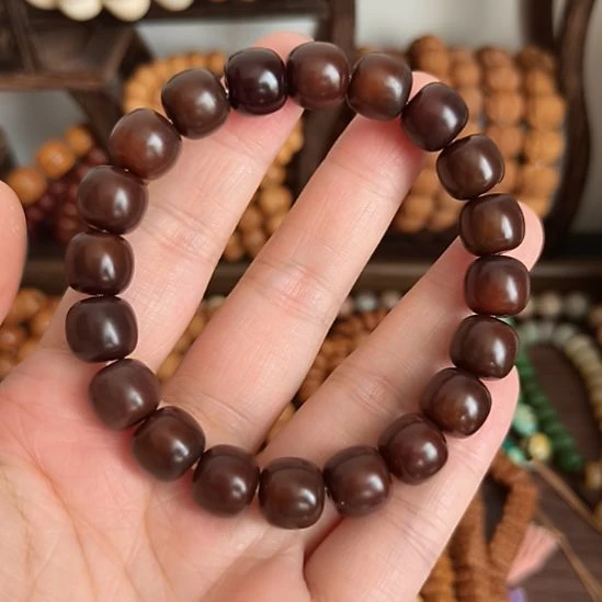 菩提根/象牙果吊坠大瑕疵菩提根