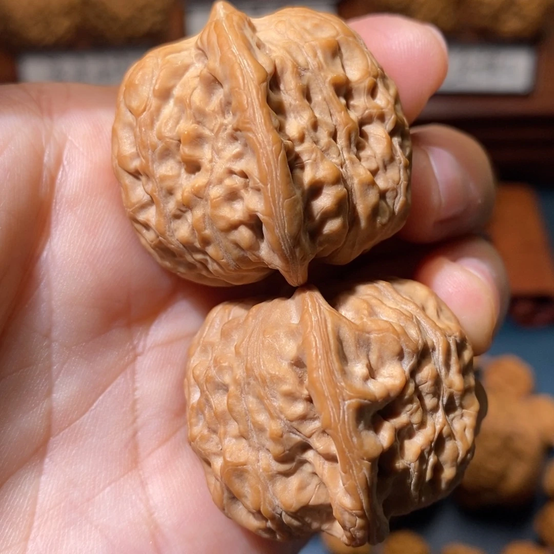 排***叔猴头核桃吊坠凤凰山全品