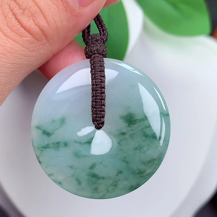 颈饰未镶嵌翡翠平安扣 34.6x5.5mm