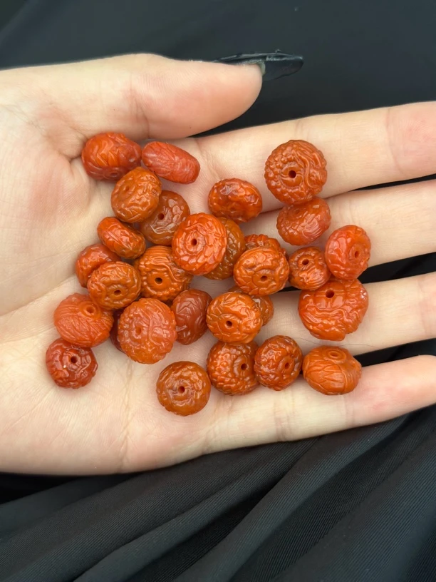 天然南红龙扣单颗（多样性发其一）