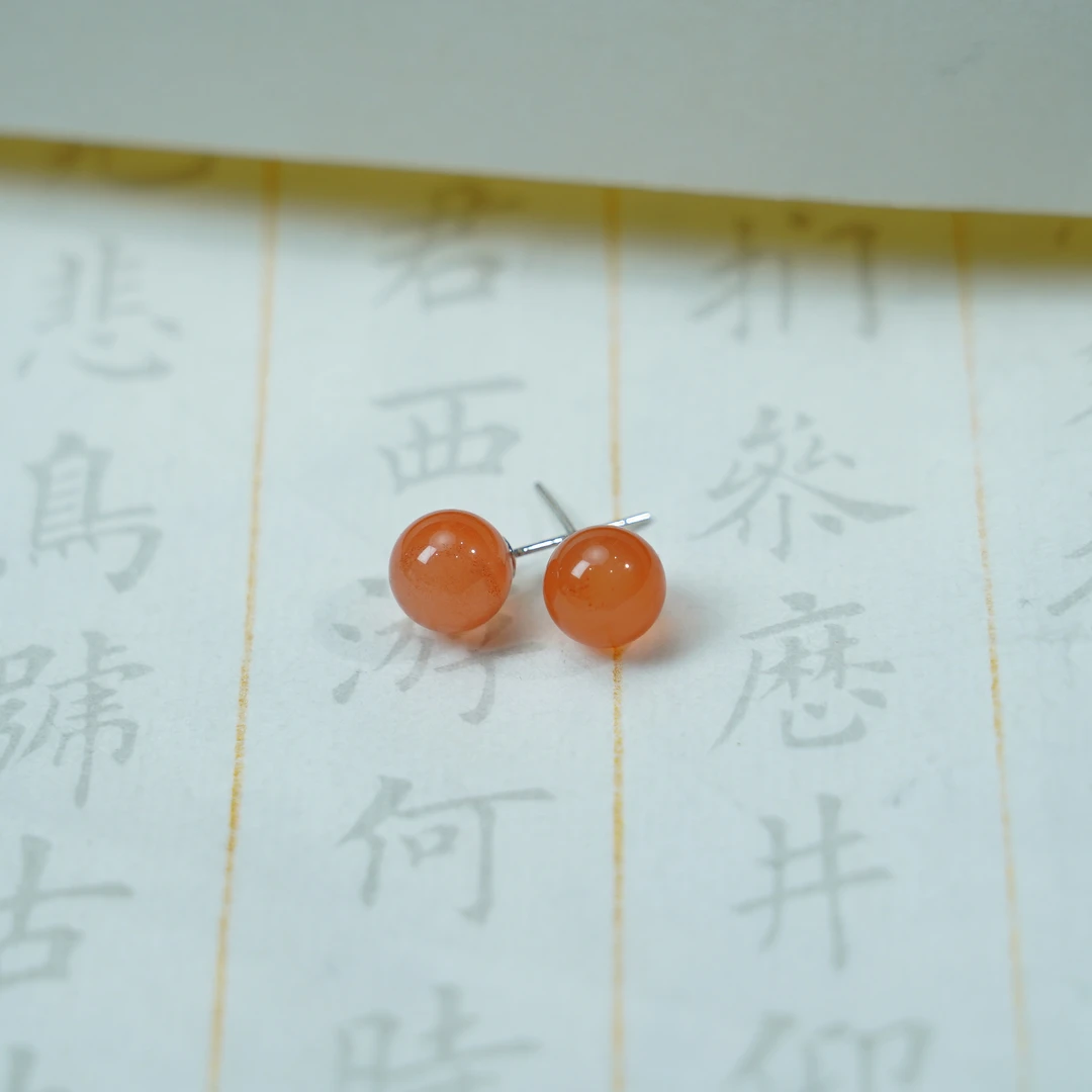 【睿泽鉴宝】 S925银南红耳钉 8mm FEB0004