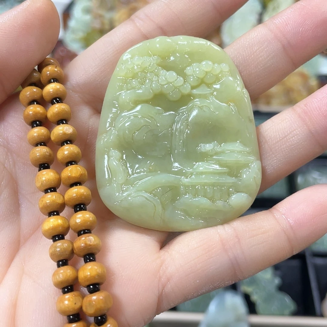 蛇纹石玉颈饰未镶嵌