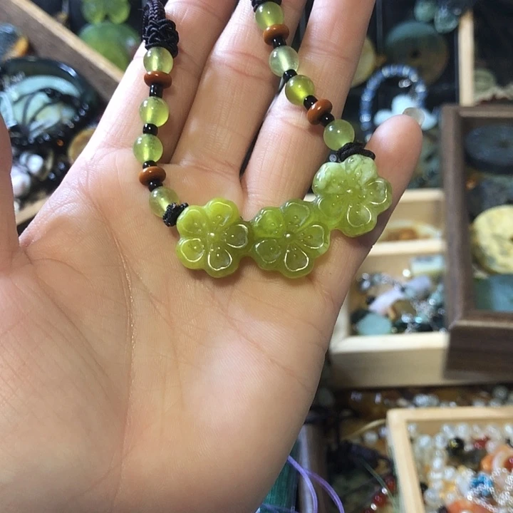 岫玉未镶嵌岫玉挂件