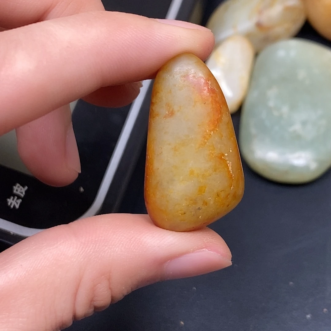 和田玉（糖玉）未镶嵌挂件