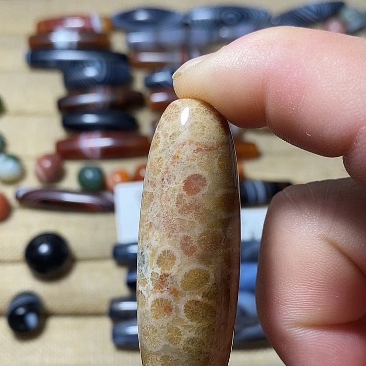 玛瑙/玉髓合金颈饰