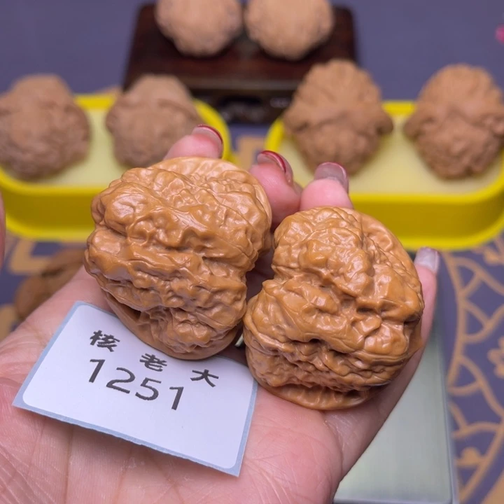 文玩核桃把件蛤蟆41.1251