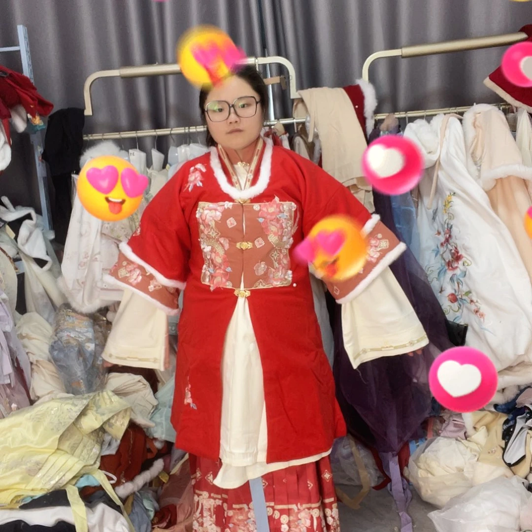 红色袄子四件套s m l备注尺码