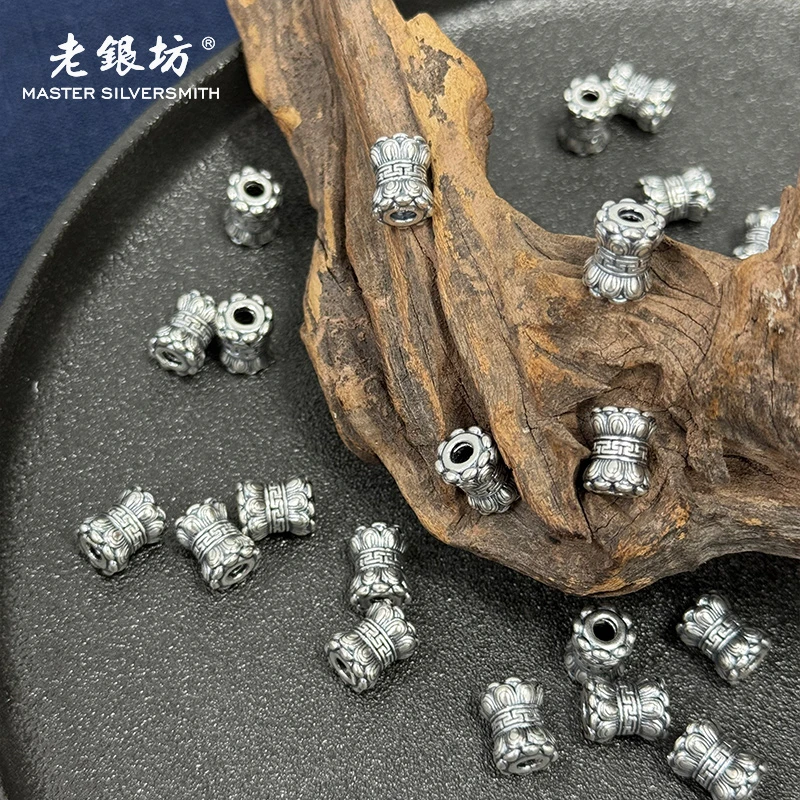 足银银制品 老银坊 足银999 2个*并蒂莲路路通 890240
