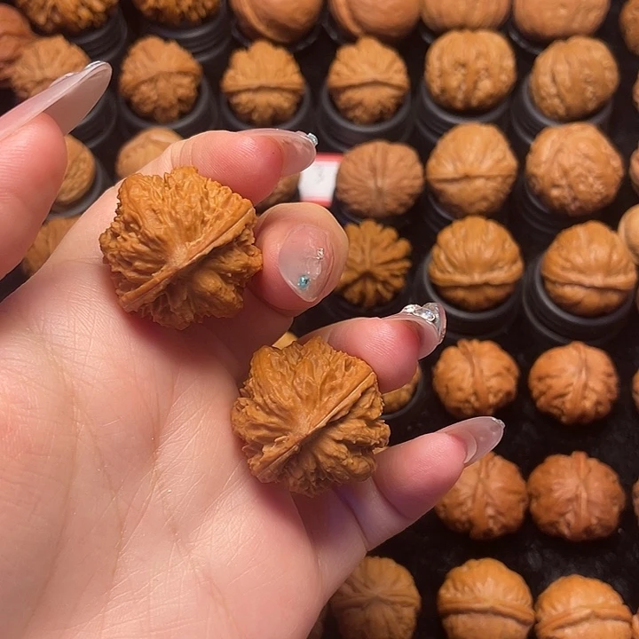 文玩核桃吊坠10号莲花灯