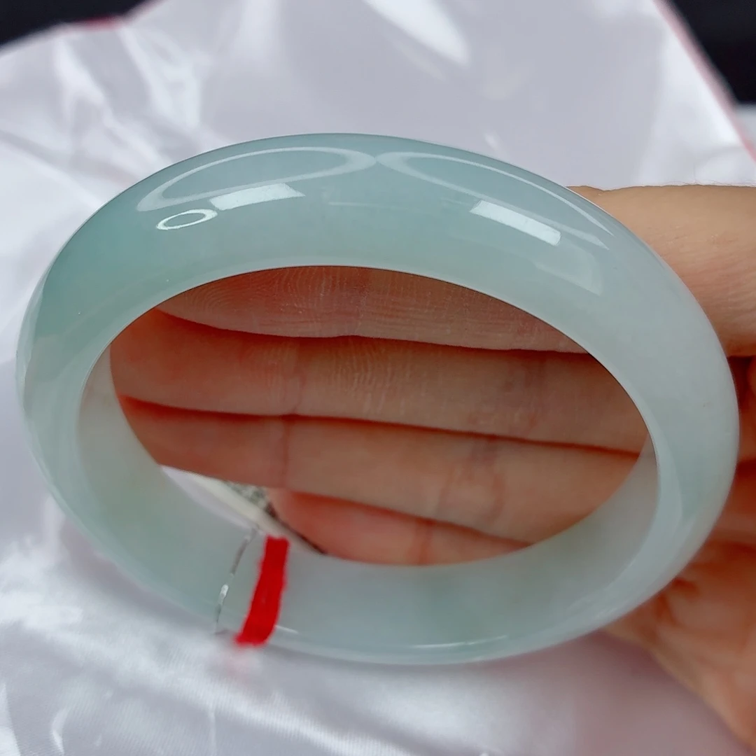 翡翠未镶嵌手镯57.3正圈，冰晴水