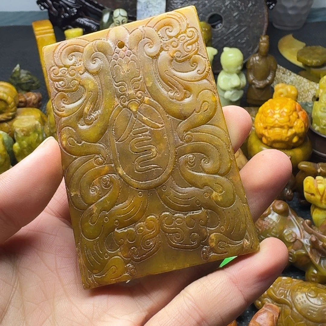 白玉菩提吊坠。。。