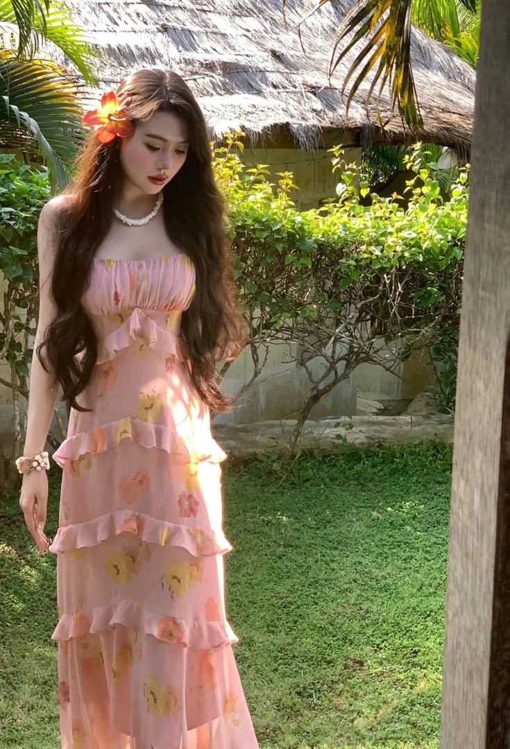 清仓《小千层边》2024春夏新款气质吊带碎花显瘦连衣裙长裙J21