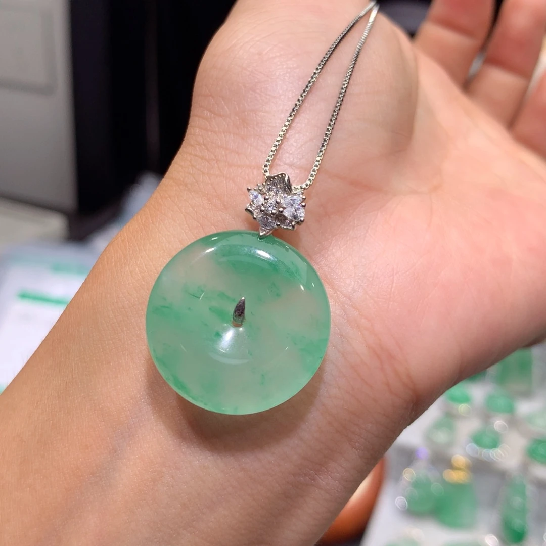 颈饰银S925镶嵌石英质玉