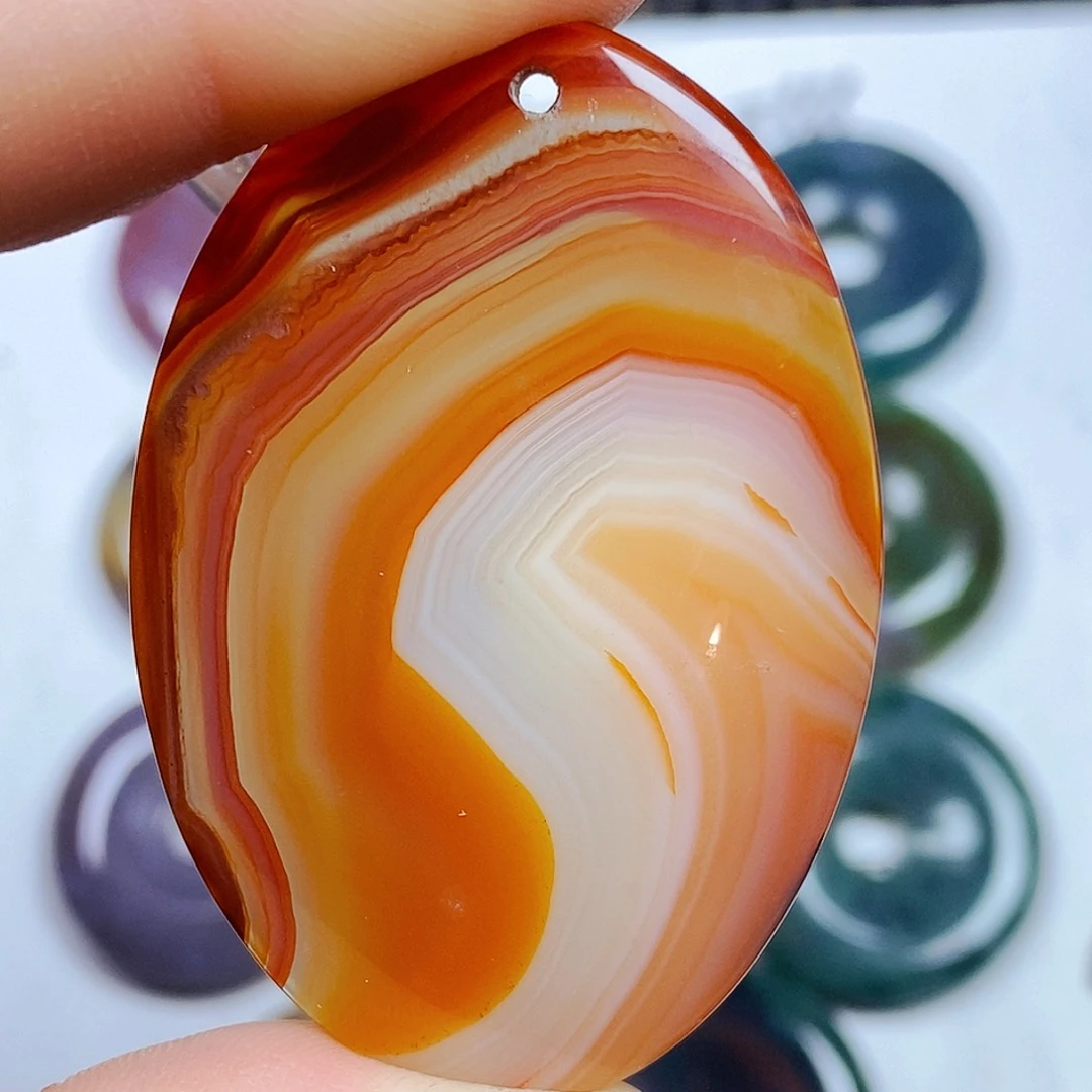 玛瑙/玉髓颈饰未镶嵌阿*汉89
