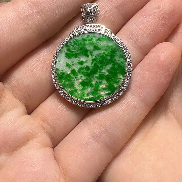 一***6翡翠未镶嵌颈饰吊坠