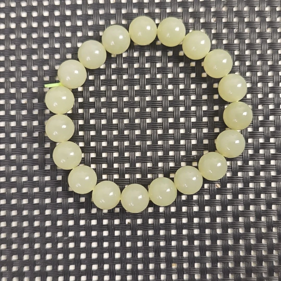 和田玉未镶嵌手串