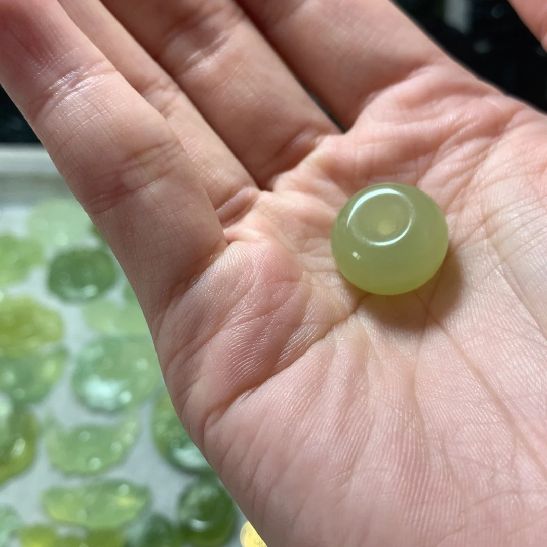 蛇纹石玉合金颈饰
