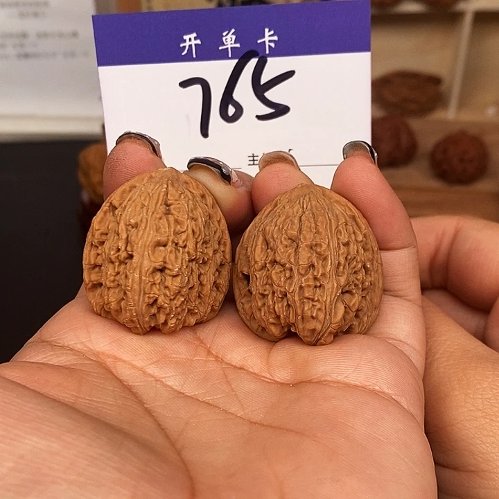 吊坠桃核密纹31无刀痕s
