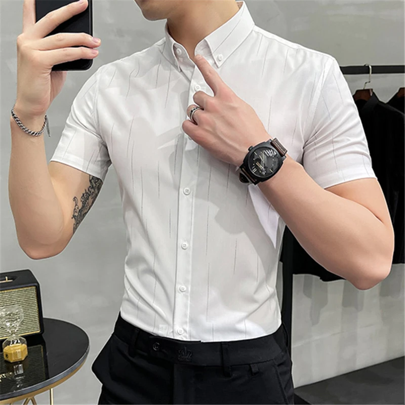 追属夏季高级感衬衫男短袖商务轻奢休闲无痕免烫修身西装条纹衬衣