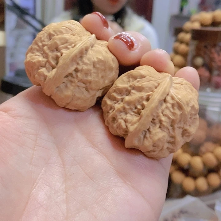 【闪购商品】文玩核桃把件40一帆风顺黄