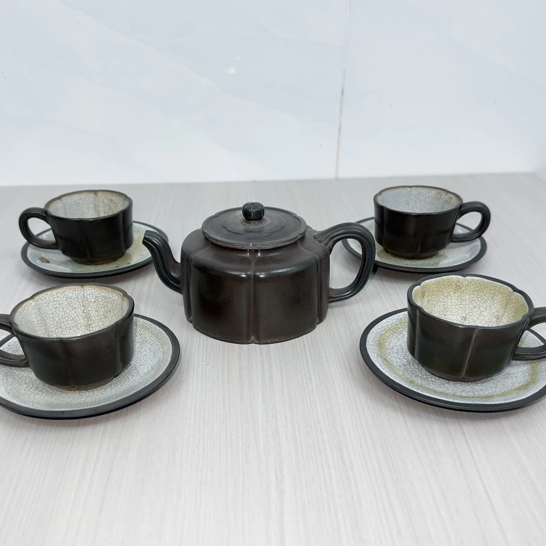 周盘九件套紫砂壶300cc长16厘米直径10厘米高7厘米绿泥14孔出水