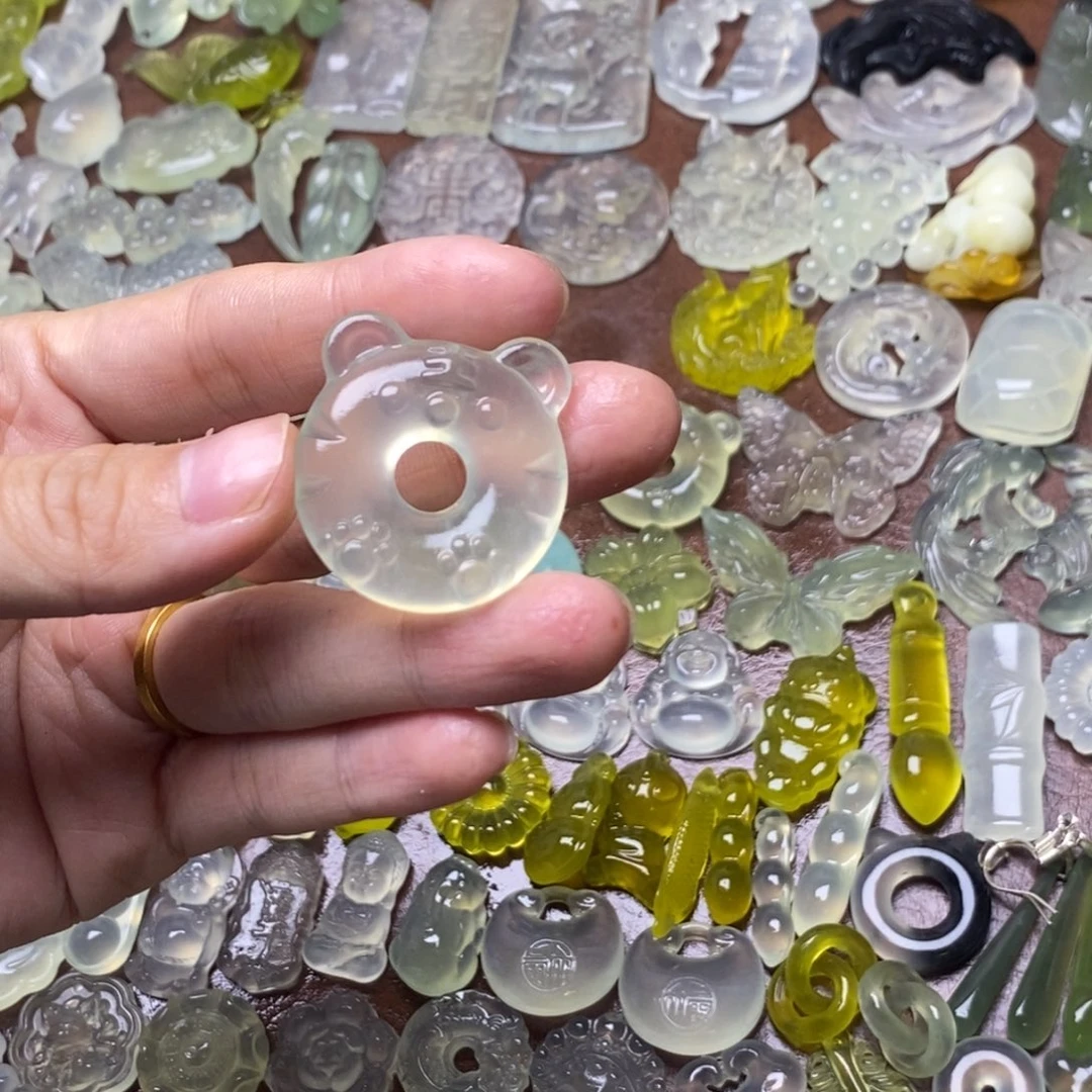 蛇纹石玉合金颈饰